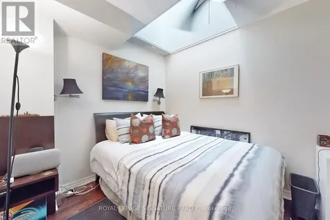 6 Wellesley Place Toronto (north St. James Town) ON M4Y 3E1