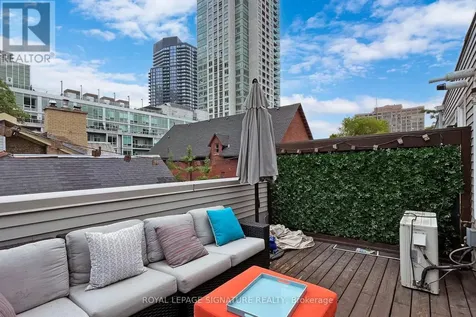 6 Wellesley Place Toronto (north St. James Town) ON M4Y 3E1