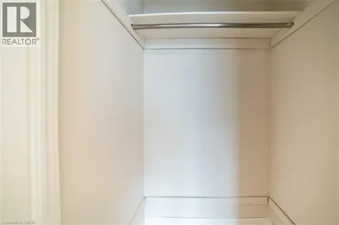 2433 First Street Burlington ON L7R 1C7