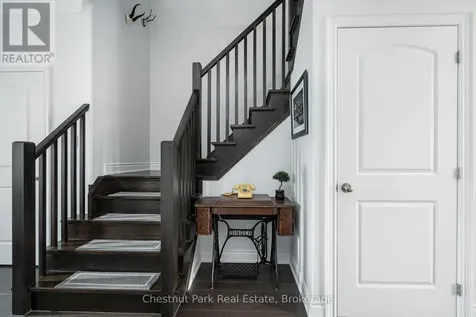89 Garbutt Crescent Collingwood ON L9Y 0H5