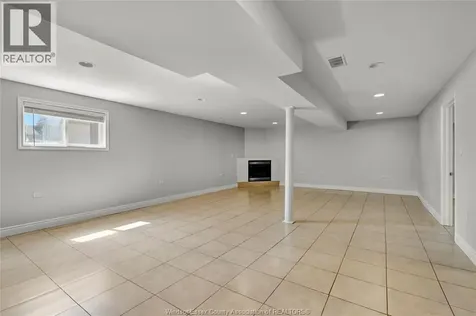 10920 Springhollow Drive Windsor ON N8P 1V2