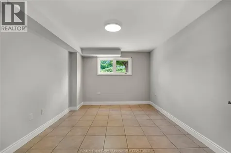 10920 Springhollow Drive Windsor ON N8P 1V2