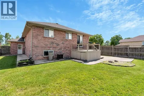 10920 Springhollow Drive Windsor ON N8P 1V2