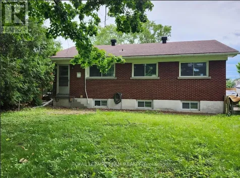 1120 Cline Crescent Ottawa ON K2C 2P2