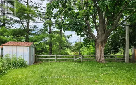 1120 Cline Crescent Ottawa ON K2C 2P2