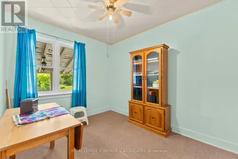 138 Bonnechere Street East Bonnechere Valley ON K7V 1Z5