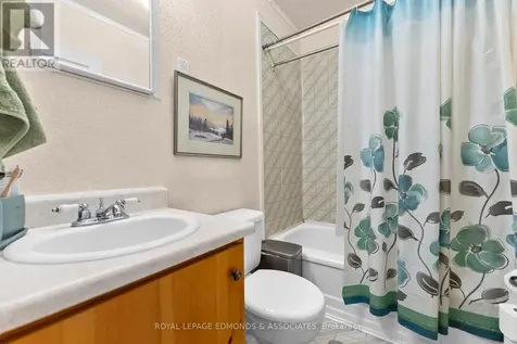 138 Bonnechere Street East Bonnechere Valley ON K7V 1Z5
