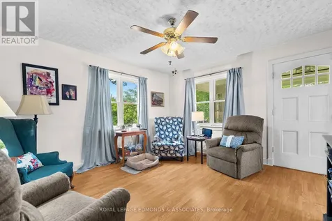 138 Bonnechere Street East Bonnechere Valley ON K7V 1Z5