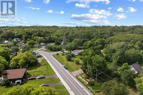 138 Bonnechere Street East Bonnechere Valley ON K7V 1Z5
