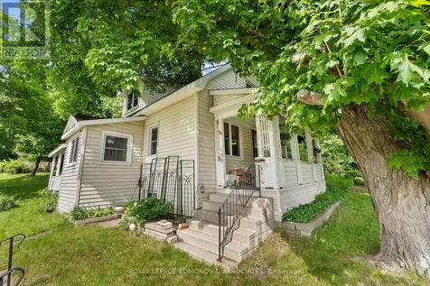 138 Bonnechere Street East Bonnechere Valley ON K7V 1Z5
