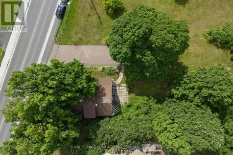 138 Bonnechere Street East Bonnechere Valley ON K7V 1Z5