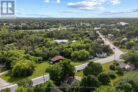138 Bonnechere Street East Bonnechere Valley ON K7V 1Z5