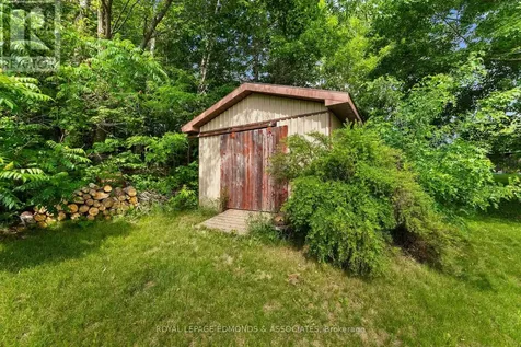 138 Bonnechere Street East Bonnechere Valley ON K7V 1Z5
