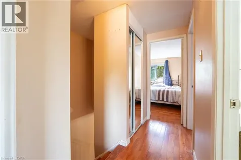 51 Paulander Drive Kitchener ON N2M 5E5