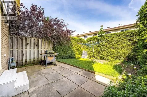 51 Paulander Drive Kitchener ON N2M 5E5
