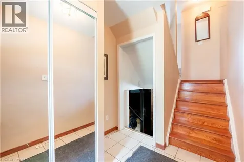 51 Paulander Drive Kitchener ON N2M 5E5