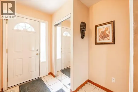 51 Paulander Drive Kitchener ON N2M 5E5