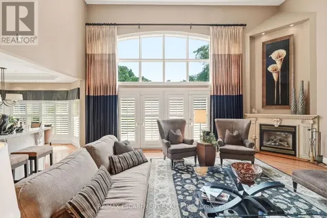 28 Millcreek Court Hamilton (ancaster) ON L9G 4Z3