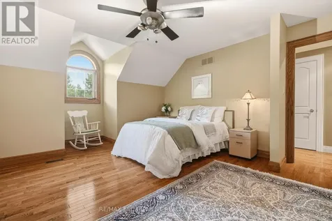 28 Millcreek Court Hamilton (ancaster) ON L9G 4Z3
