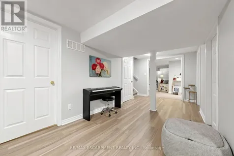 286 Hamilton Drive Hamilton (ancaster) ON L9G 4W6