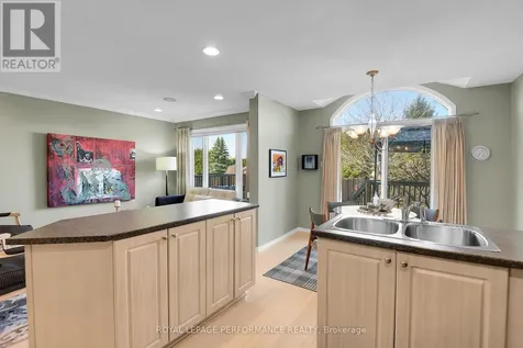 2104 Liska Street Ottawa ON K4A 4J6
