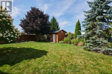 2104 Liska Street Ottawa ON K4A 4J6