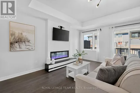 218 Parnian Private Ottawa ON K2J 4H7