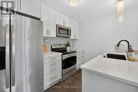 218 Parnian Private Ottawa ON K2J 4H7