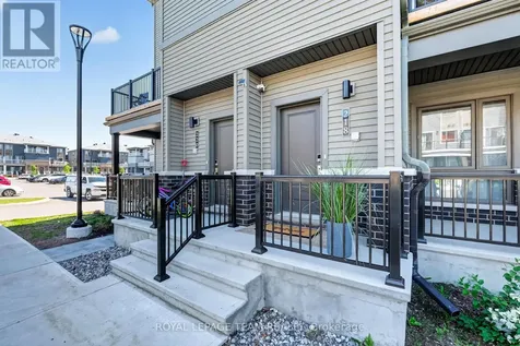 218 Parnian Private Ottawa ON K2J 4H7