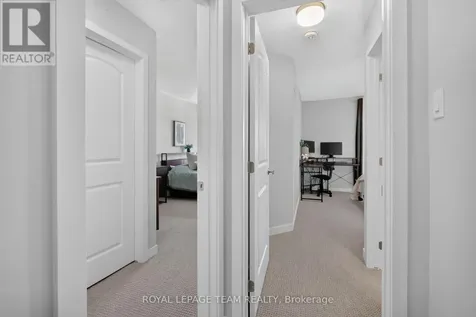 218 Parnian Private Ottawa ON K2J 4H7