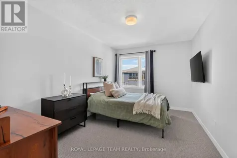 218 Parnian Private Ottawa ON K2J 4H7