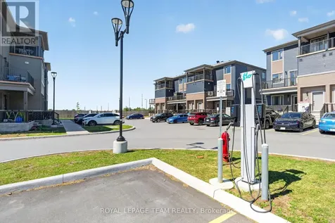 218 Parnian Private Ottawa ON K2J 4H7