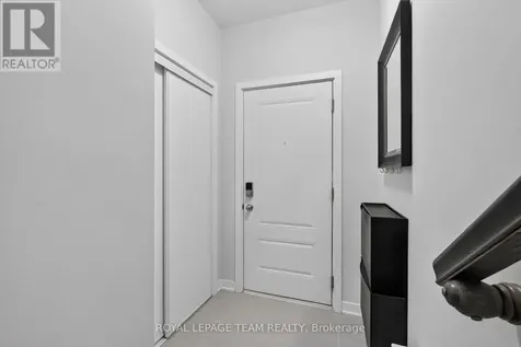 218 Parnian Private Ottawa ON K2J 4H7