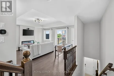 218 Parnian Private Ottawa ON K2J 4H7