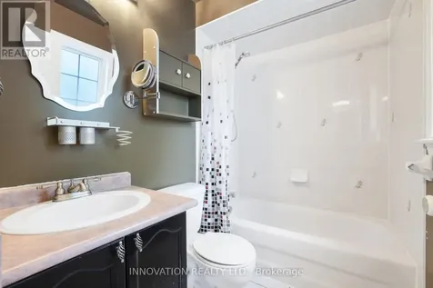 8 Kettleby Street Ottawa ON K2K 3C2