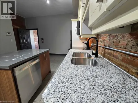 473 King Street West Hamilton ON L8P 1B8