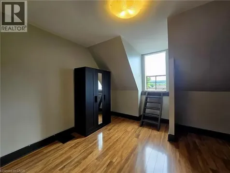 473 King Street West Hamilton ON L8P 1B8