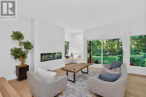 841 Portage Park Lane Midland ON L4R 5G3