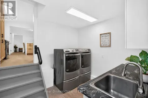 841 Portage Park Lane Midland ON L4R 5G3