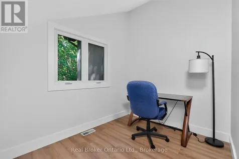 841 Portage Park Lane Midland ON L4R 5G3