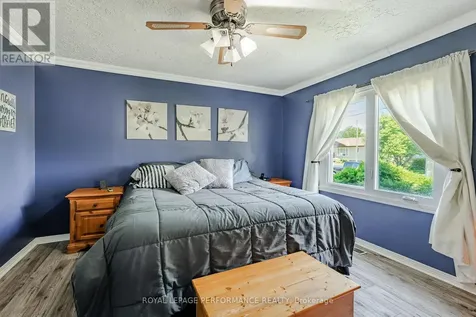 202 Susan Avenue Cornwall ON K6J 2C5