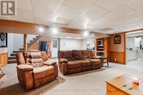 202 Susan Avenue Cornwall ON K6J 2C5