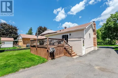202 Susan Avenue Cornwall ON K6J 2C5