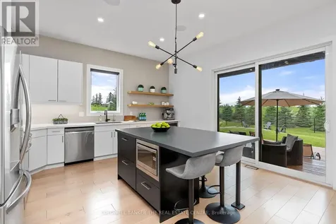 11657 Warden Avenue Whitchurch-stouffville ON L4A 2J9