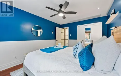 21 Elizabeth Street South Richmond Hill (mill Pond) ON L4C 3V5