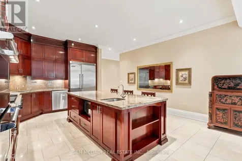 65 Kingswood Drive King ON L7B 1K8