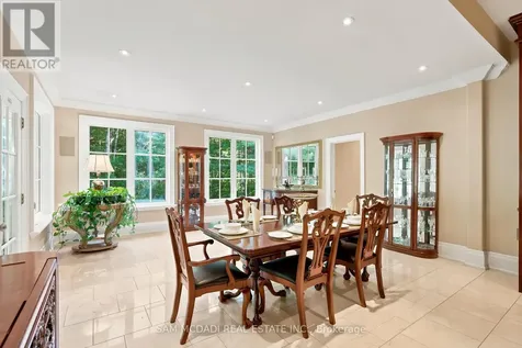 65 Kingswood Drive King ON L7B 1K8