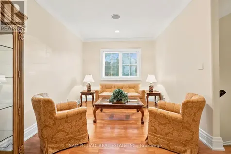 65 Kingswood Drive King ON L7B 1K8