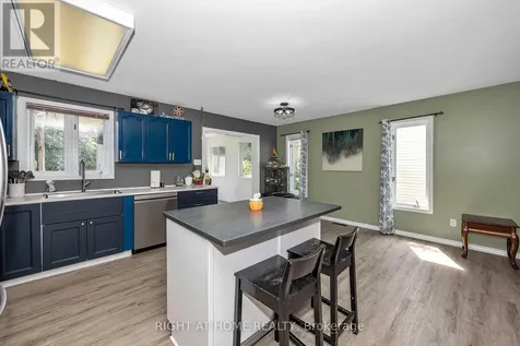 73 Castlebeau Street Russell ON K0A 1W0