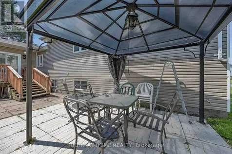 73 Castlebeau Street Russell ON K0A 1W0